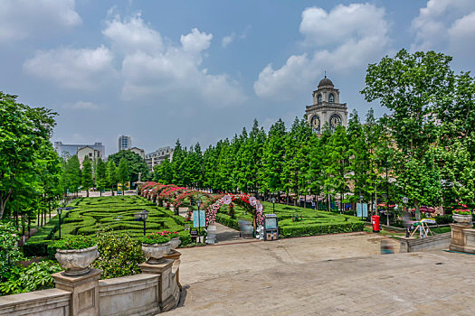 dự đoán hôm nay